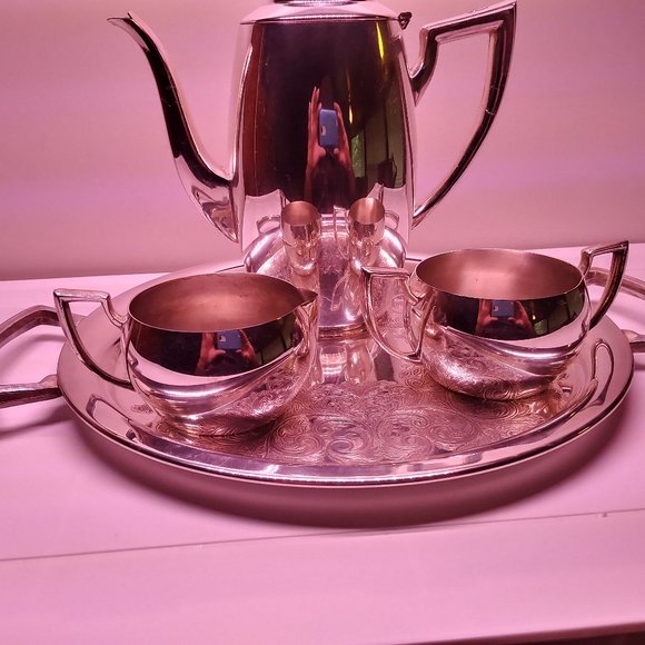 Oneida Four Piece Silver Tea Set - Picture 2 of 3